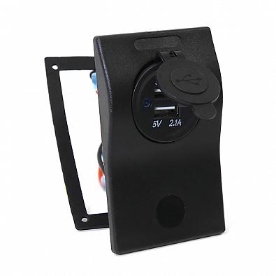 Изображение товара DCS2 Панель с USB-разъемом и автоматическим выключателем (NEKEKE)