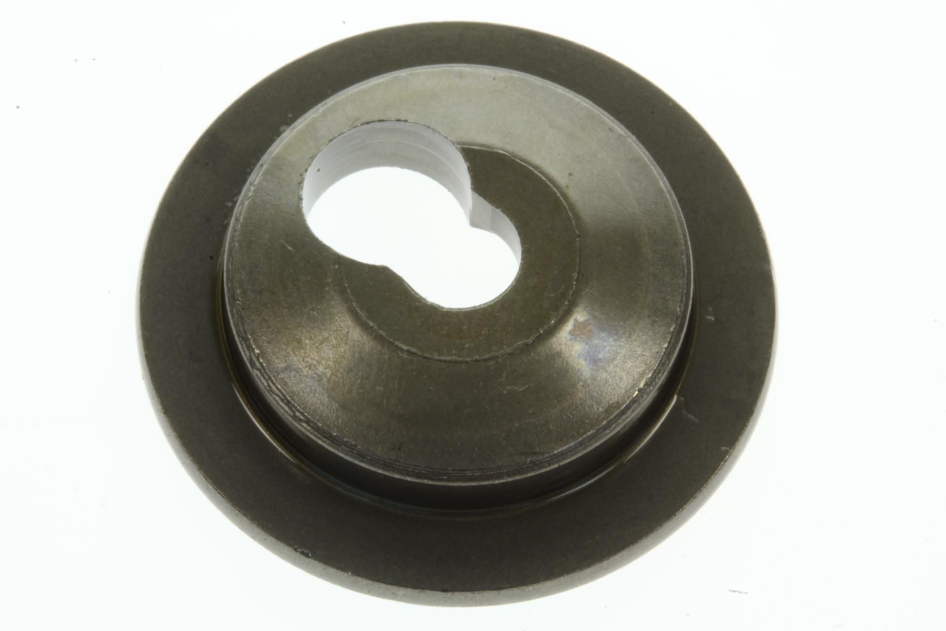 Изображение товара SEE PARTDETAILS - SUP;RETAINER, IN.VALVE SPRING